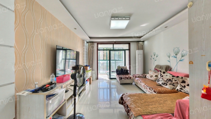 国际艺术村二手房实景图