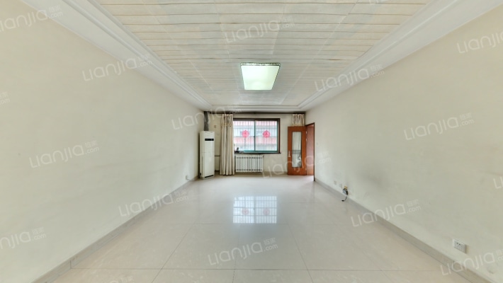 凤城四路工商局家属院二手房实景图