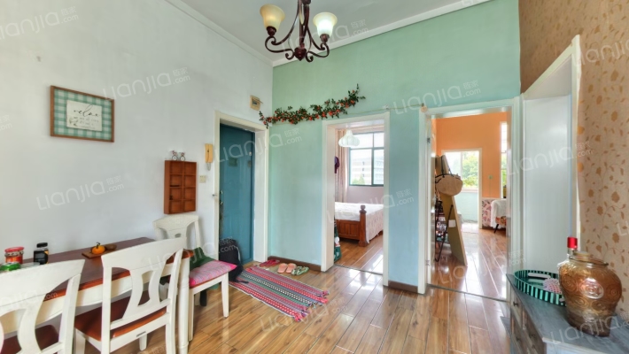 解放公园路解放社区二手房实景图