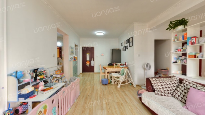 蓝光锦绣城二期二手房实景图