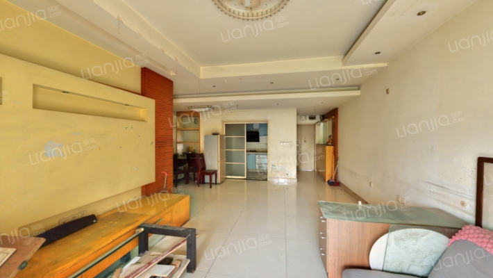 银泰新苑二手房实景图