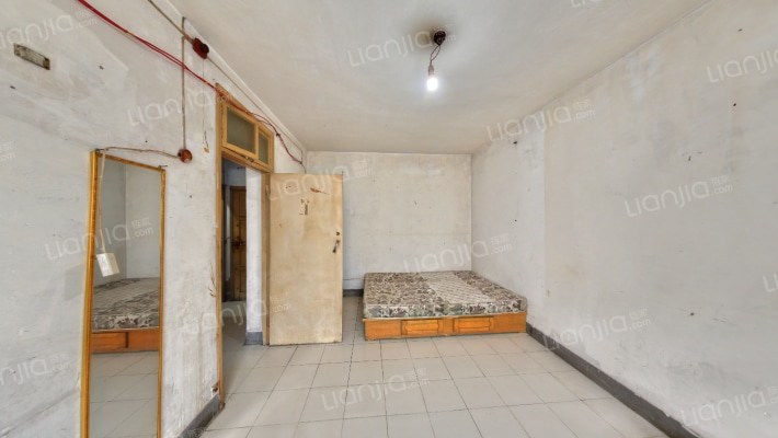 孟砦南街10号院二手房实景图