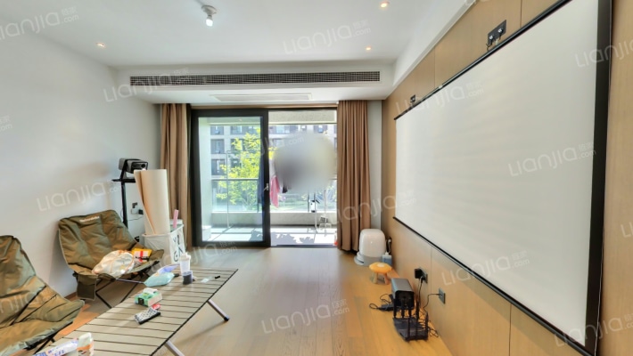 香格里拉蓝月春晓二手房实景图