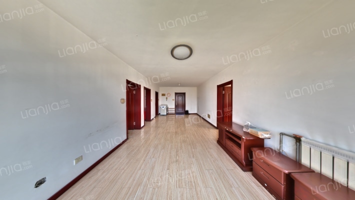 临港花园二手房实景图