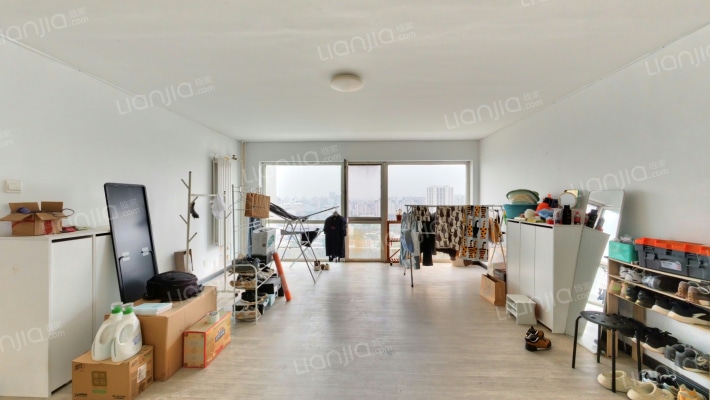 现代城二手房实景图