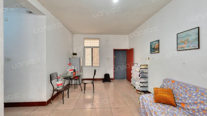 商业一街24号二手房实景图