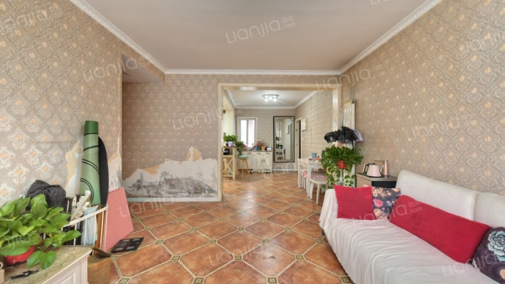 西湖春天二手房实景图