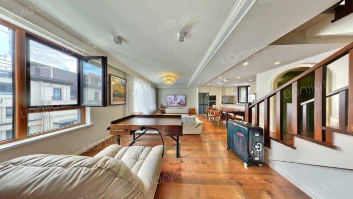 龙湖阳光城云峰原著B11二手房实景图