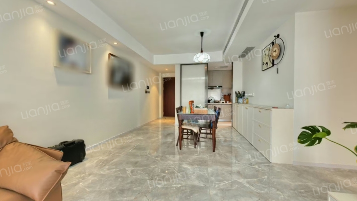 河畔府邸二手房实景图