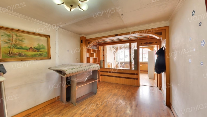 哈尔滨路28号二手房实景图