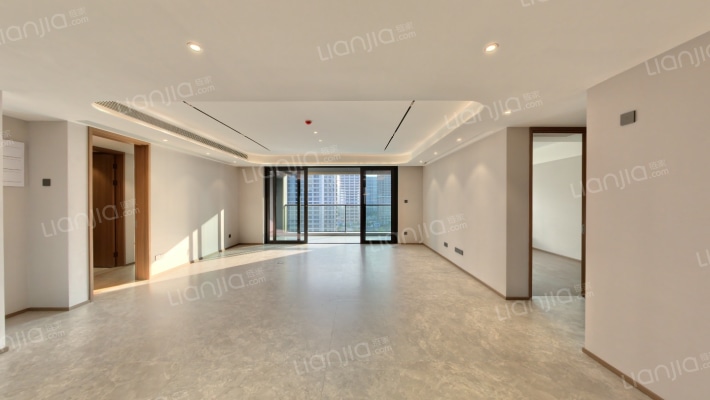 潮展云起二手房实景图
