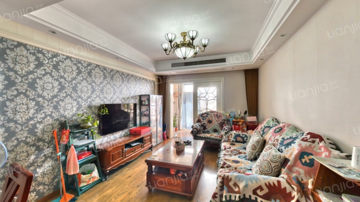 万和玺园二手房实景图