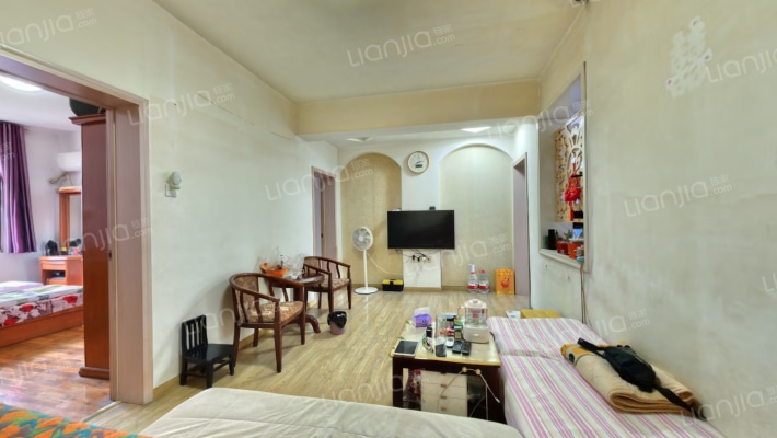 湖北省食品药品监督管理局宿舍二手房实景图