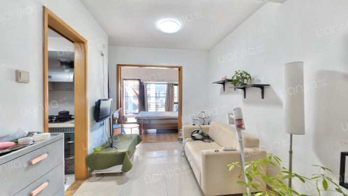 四海公寓二手房实景图