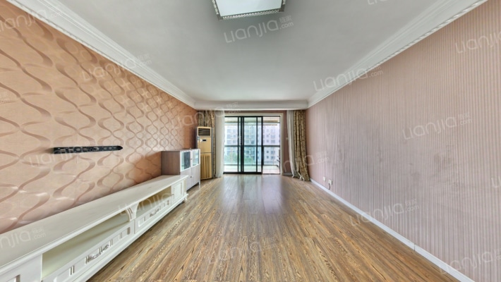 中天湖畔花园二手房实景图