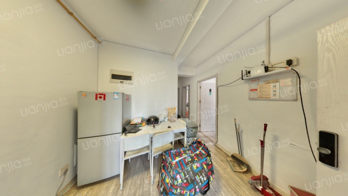 云河南园二手房实景图