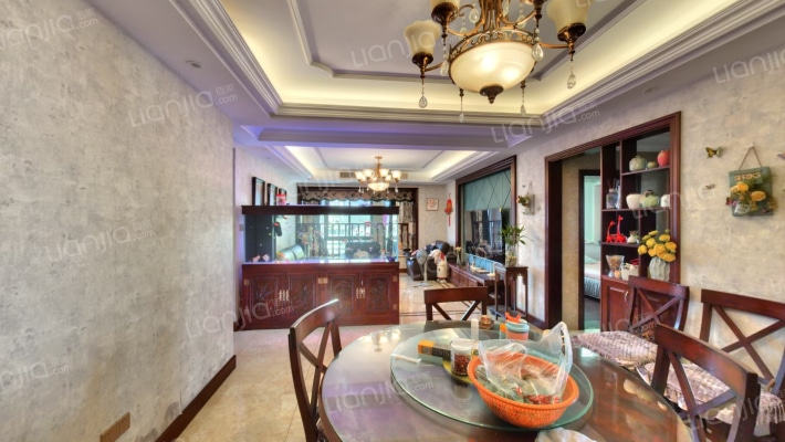 银泰城二手房实景图