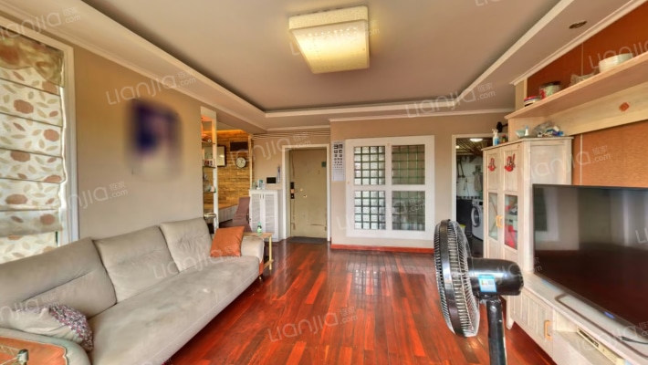 聚福园一期二手房实景图