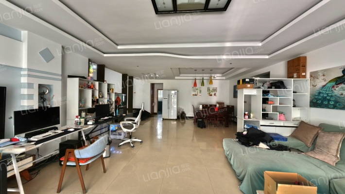 黄金堡花苑二手房实景图