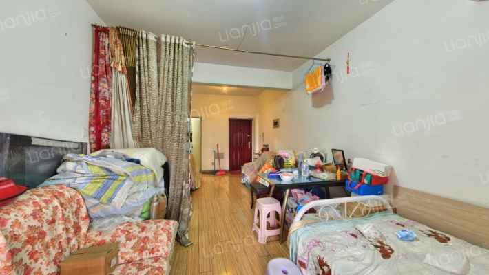 兴城嘉苑一期B区二手房实景图