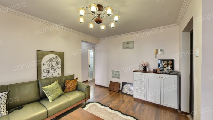 拾景名苑二手房实景图