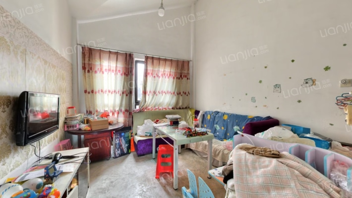 都江堰市壹街区拆迁双槐安置点二手房实景图