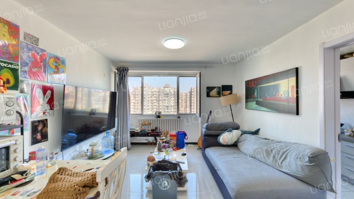 南庭新苑南区二手房实景图