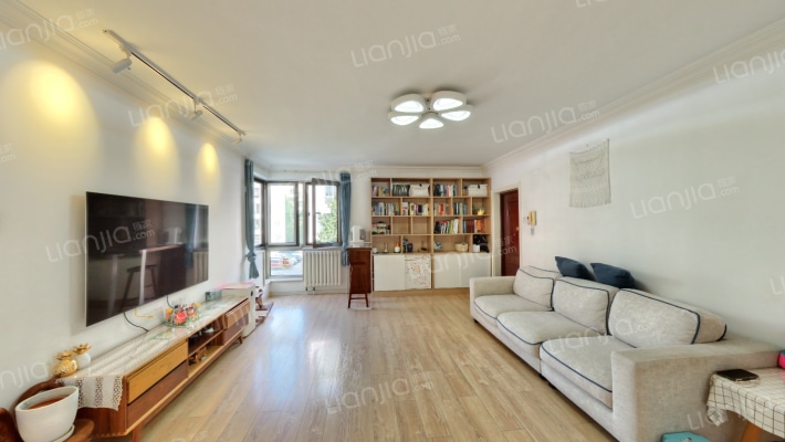 硅谷先锋建材城东一里二手房实景图