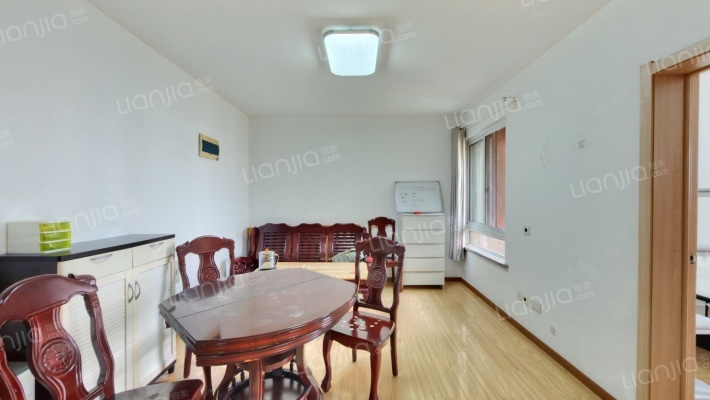 大明宏苑二手房实景图