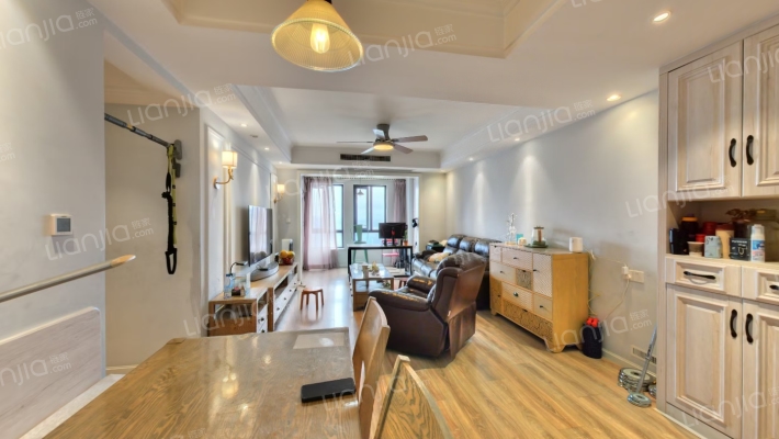 美城悦荣府二手房实景图