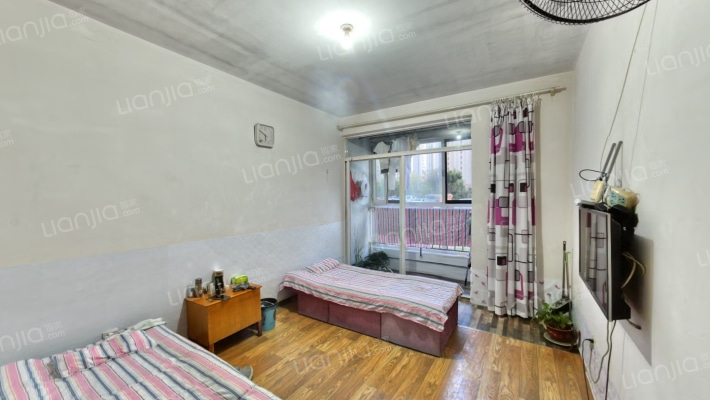 富雅苑二手房实景图