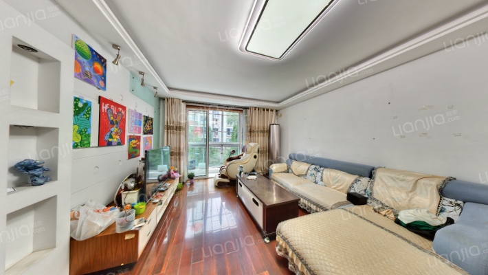 海信都市春天二手房实景图