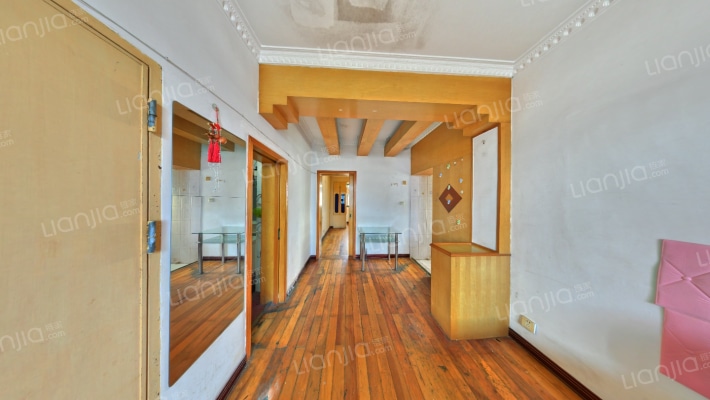 四维新村二手房实景图