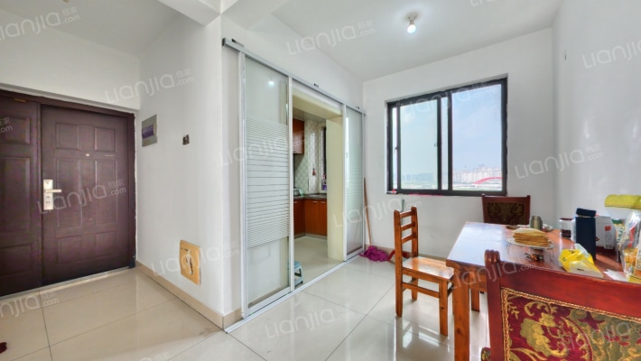 尹东八村一区二手房实景图