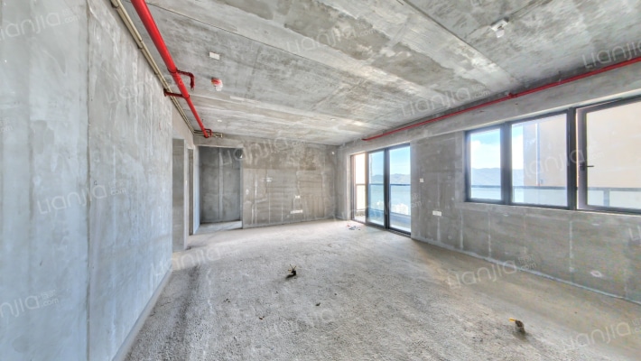 卓越荣津瀚海湾名庭二手房实景图