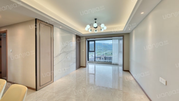 锦澜悦山臻园二手房实景图