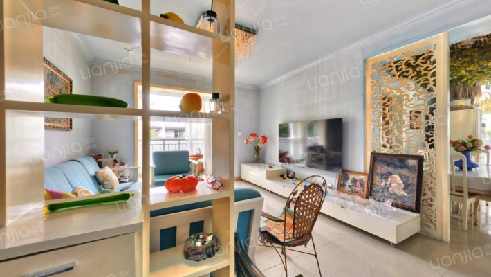 逸水青城兰卡威二手房实景图