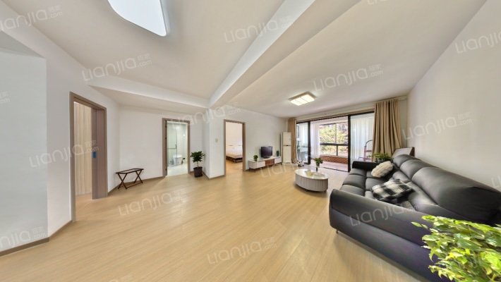 阳光华庭东区二手房实景图