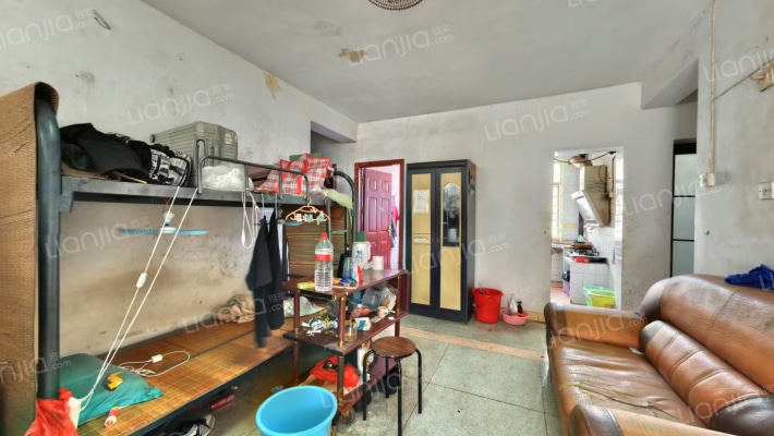 水产楼二手房实景图