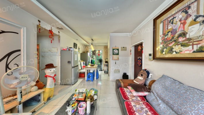 皇冠国际社区一期二手房实景图