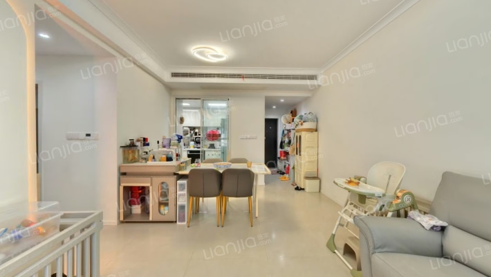 龙润尚城B区二手房实景图