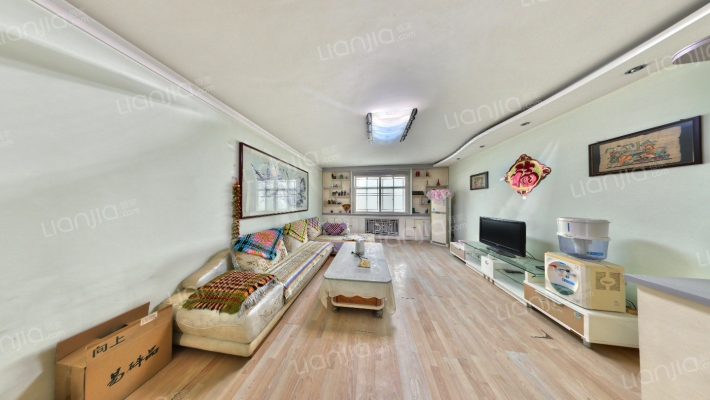 广场小区二手房实景图