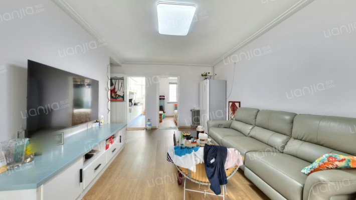 亚联山庄二手房实景图