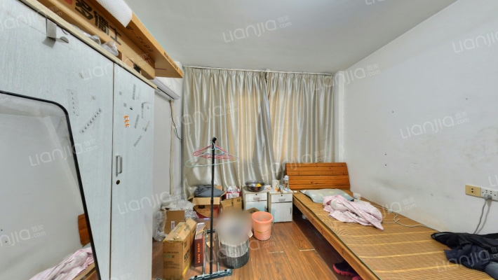 128国际公寓二手房实景图