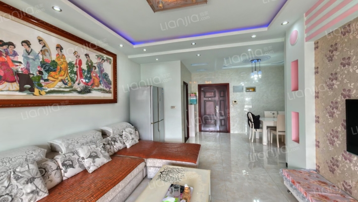 鸥鹏璧兰河1号二手房实景图