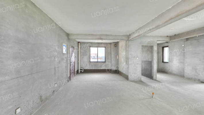 临湾府二手房实景图