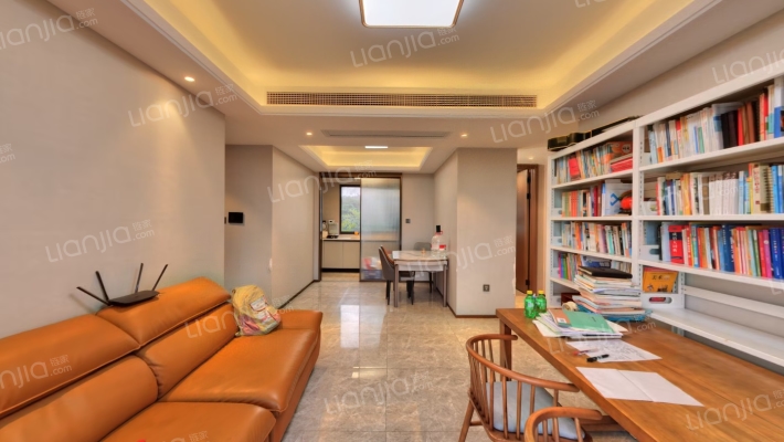 翡翠天域臻园二手房实景图