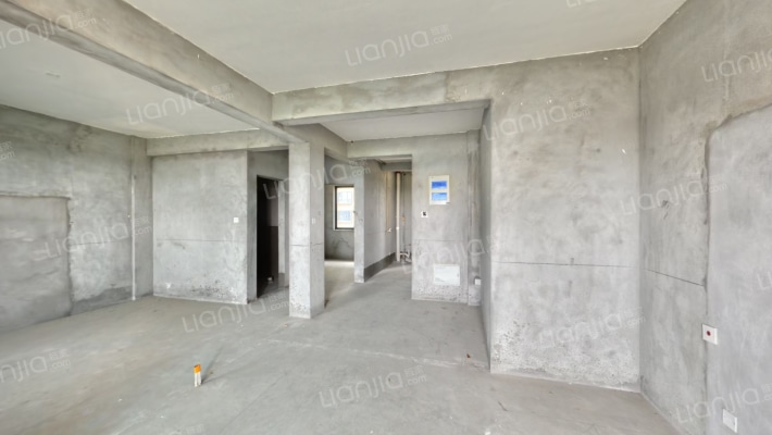 临湾府二手房实景图