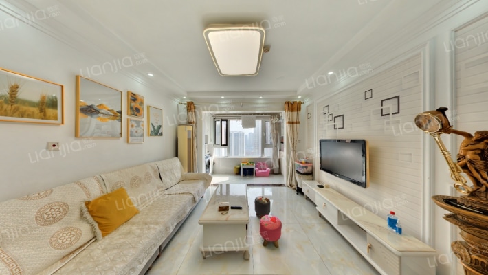 海尔云世界滟澜公馆花园二区二手房实景图