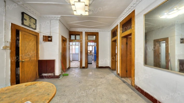 中医院宿舍(江岸)二手房实景图